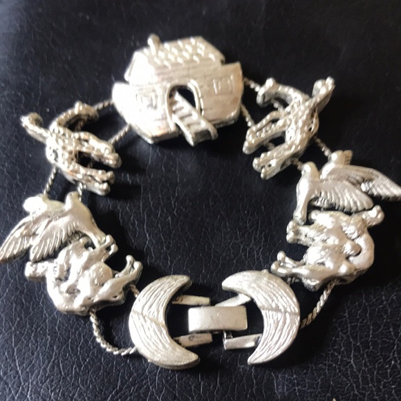 6” NOAHS ARK CHARM SLIDE BRACELET - Picture 1 of 7